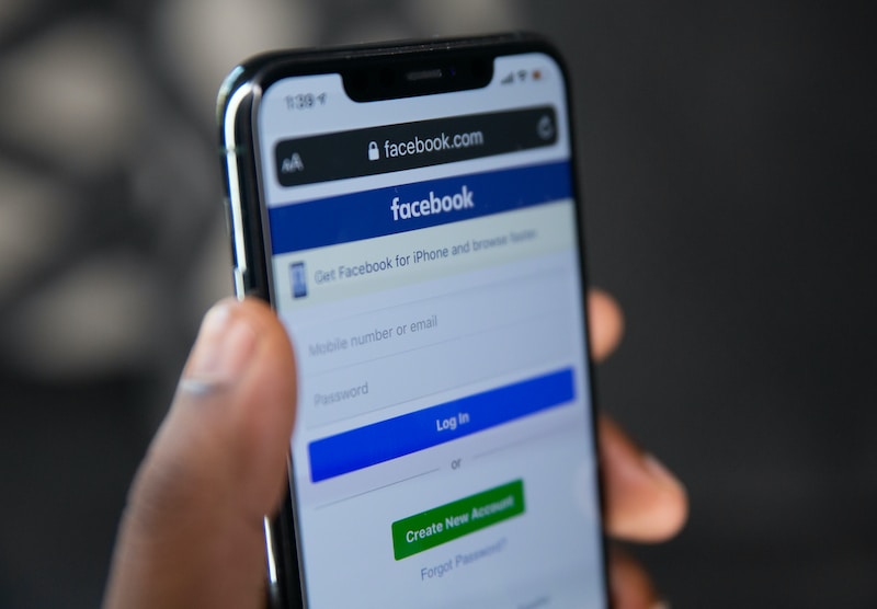 Cómo usar anuncios de Facebook para dirigirse a tu público ideal